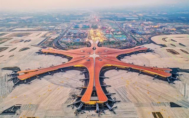 中国最大的机场是哪一个，新世界第七大奇迹的中国最大机场